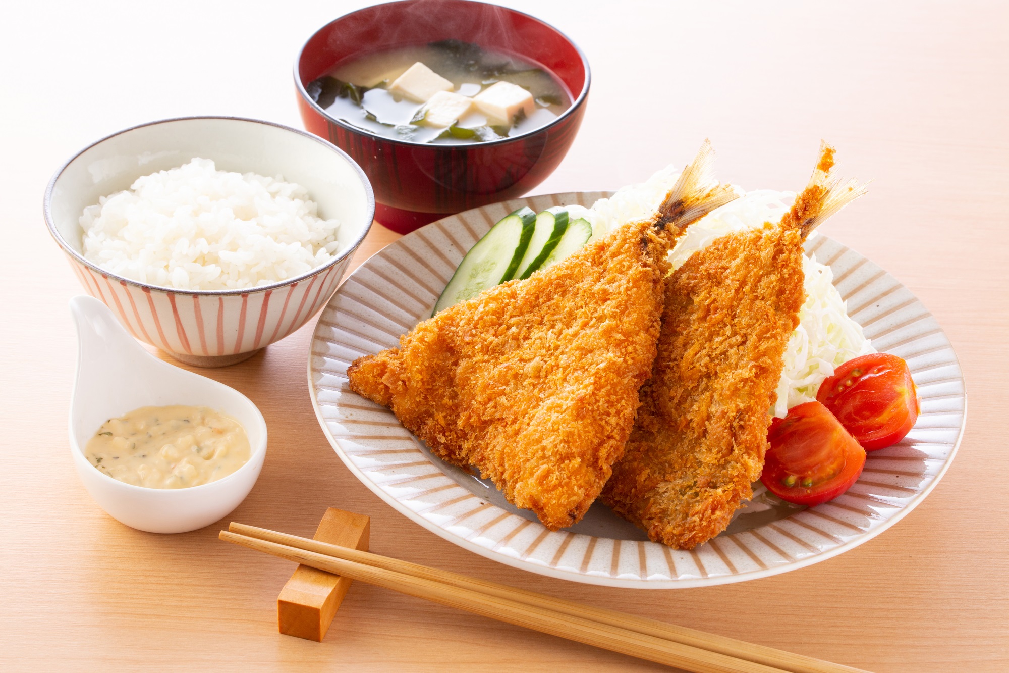 「奈良県で人気の定食」ランキングTOP10！　2位は「レストラン里」、1位は？【2023年5月版】 | 定食 ねとらぼ調査隊