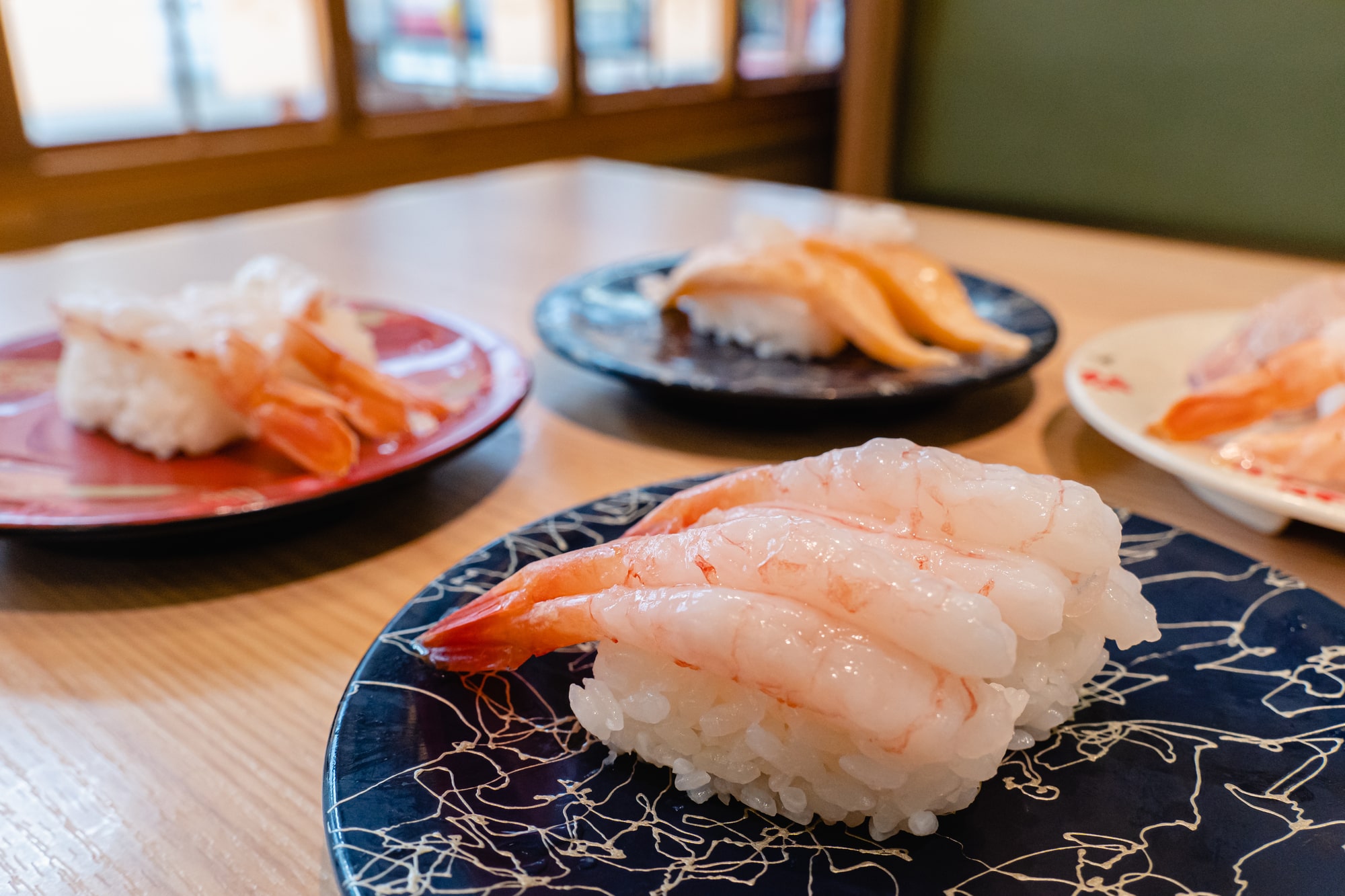 「神奈川県で人気の回転寿司」ランキングTOP10！　2位は「廻鮮寿司処 タフ あざみ野店」、1位は？【2023年3月版】 | 寿司 ねとらぼ調査隊