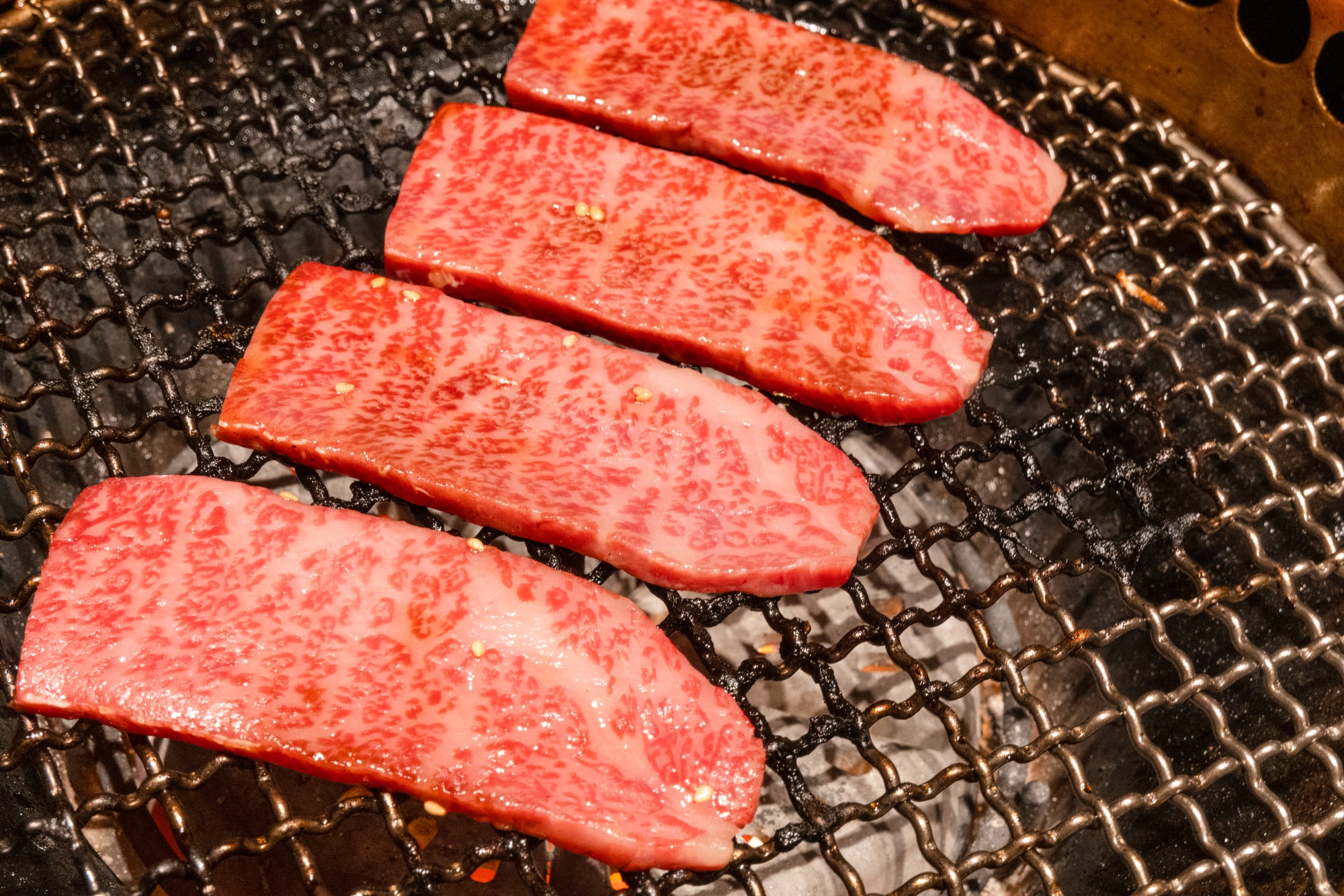 「神奈川県で人気の焼肉」ランキングTOP10！　2位は「焼肉食堂 こころ」、1位は？【2023年8月版】（要約） | 焼肉 ねとらぼ調査隊