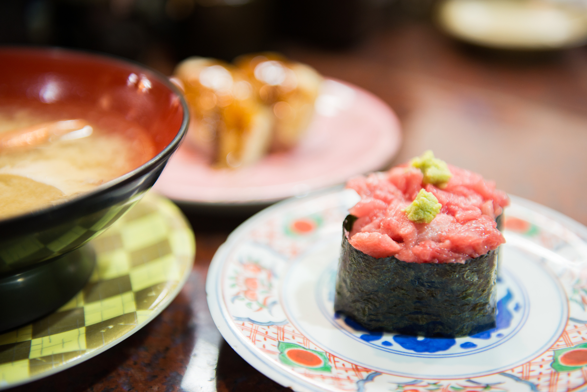 「回転寿司店のサイドメニュー」人気ランキング！　2位は「茶碗蒸し」、1位は？ | チェーン店 ねとらぼ調査隊