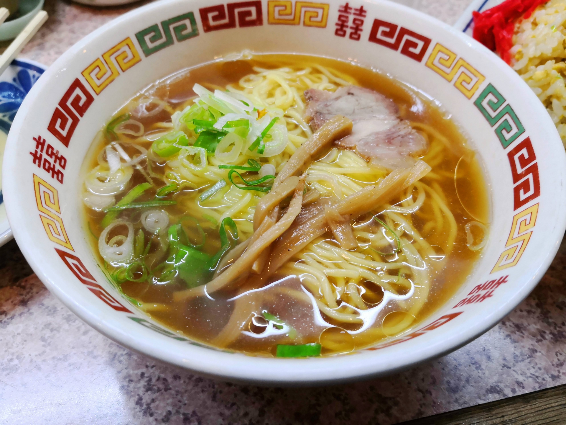 「釧路市のラーメン店」人気ランキングtop20！ 第1位は「まるひら」【2023年9月28日時点の評価／ラーメンデータベース】（1 7） ラーメン ねとらぼリサーチ