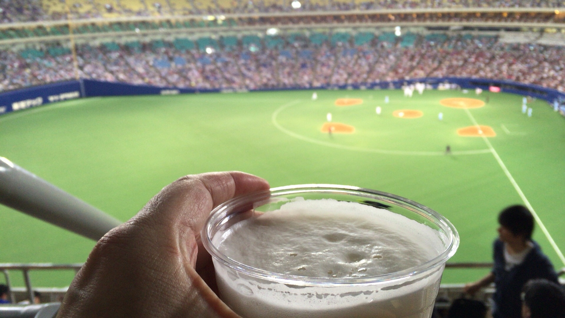 the-tastiest-stadium-food-survey-results-revealed-archysport
