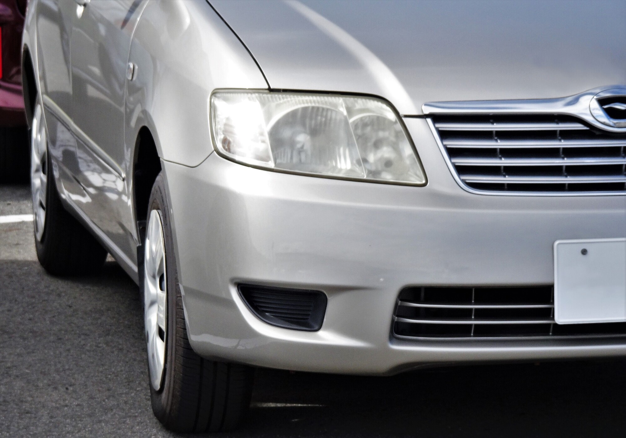 セダン」の燃費ランキングTOP10！ 1位は「トヨタ カローラアクシオ