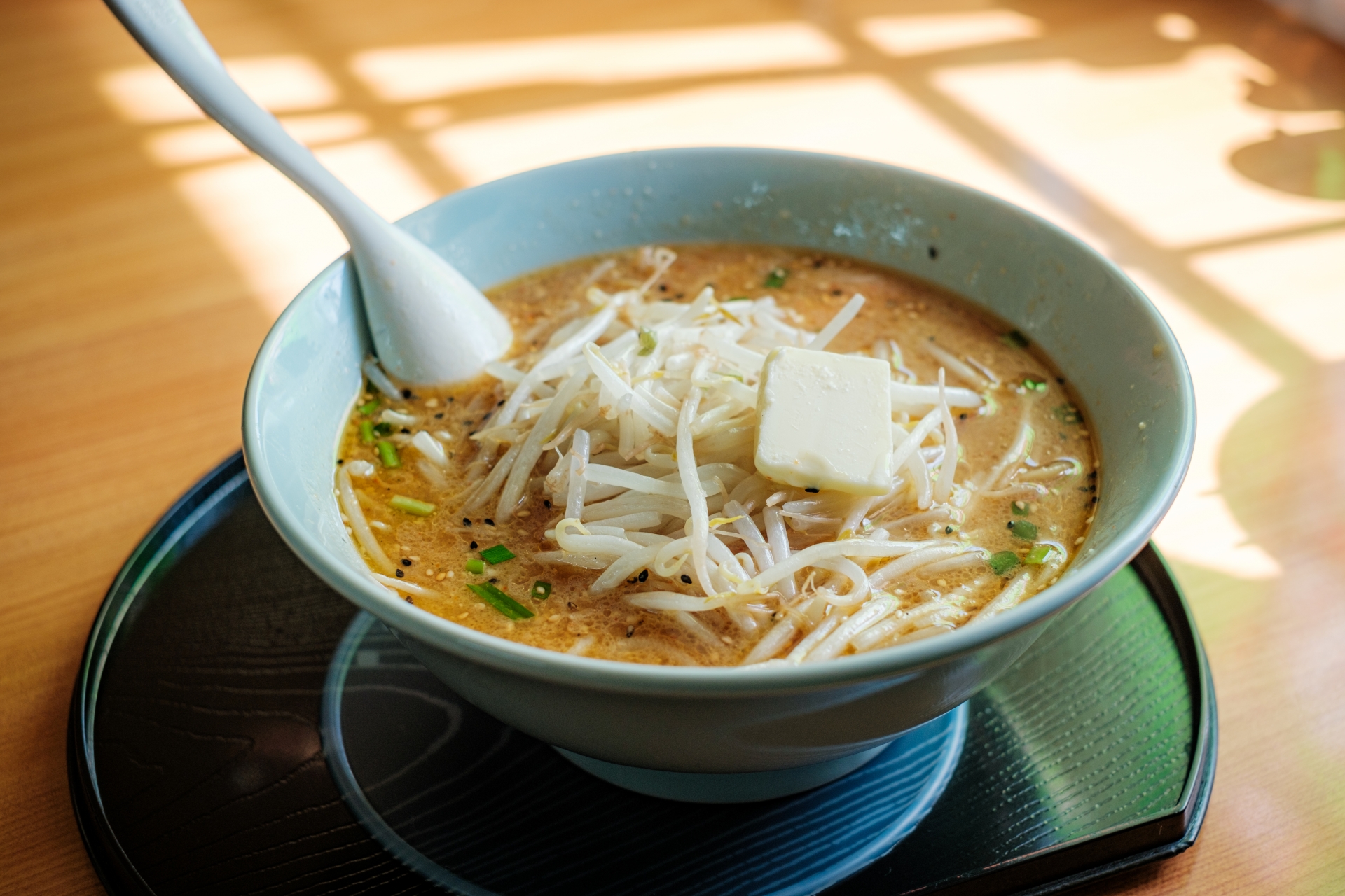 群馬の味噌ラーメン店」人気ランキングTOP20！ 第1位は「らーめん芝浜」【2024年1月14日時点の評価／ラーメンデータベース】（1/7） |  群馬県 ねとらぼリサーチ