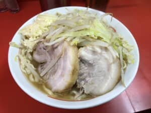 【50代男性が選ぶ】また行きたいと思う「ラーメン二郎」の店舗ランキングTOP29！　第1位は「横浜関内店」と「八王子野猿街道店2」【2024年最新投票結果】