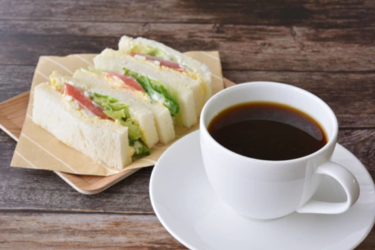 【都民が選んだ】ランチにおすすめの「コーヒーチェーン店」ランキング! 2位は「星乃珈琲店」、1位は? | チェーン店 ねとらぼリサーチ