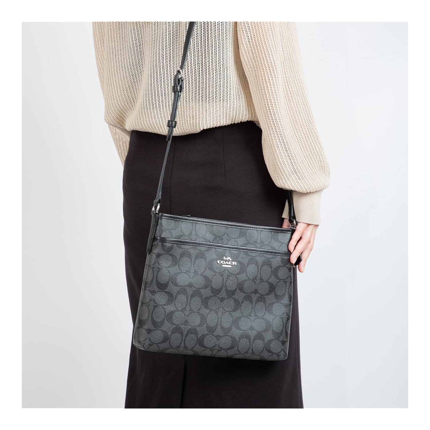 今人気の「COACH（コーチ）のショルダーバッグ」おすすめランキング 