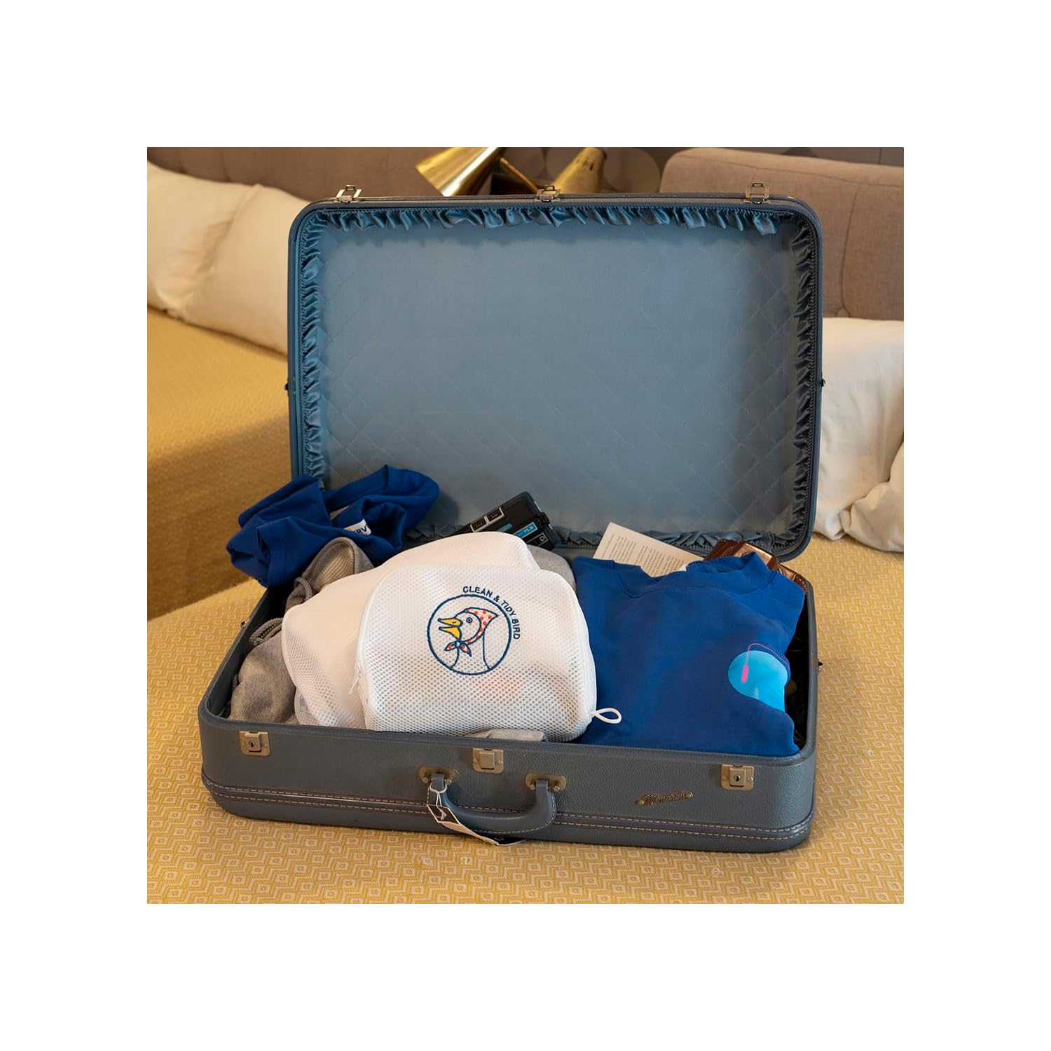 naptime. トラベルポーチ　黒 Amazon.co.jp: 日本エイテックス 旅行用品・旅行小物 ネイビー