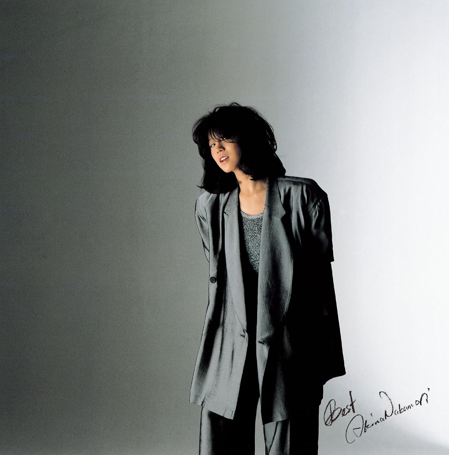 40代が選ぶ】「中森明菜」のシングル人気ランキングTOP30！ 第1位は