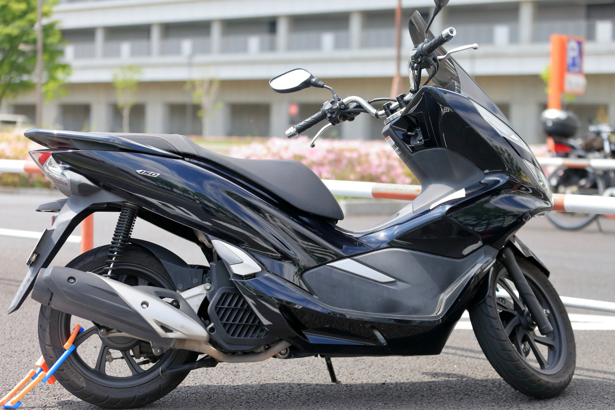 ２日間限定セール！ 128000円→79800円 ホンダ フォルツァ ビッグスクーター 即乗り可！ ホンダ フォルツァSi バイク購入ガイド ビッグスクーターならバイクブロス