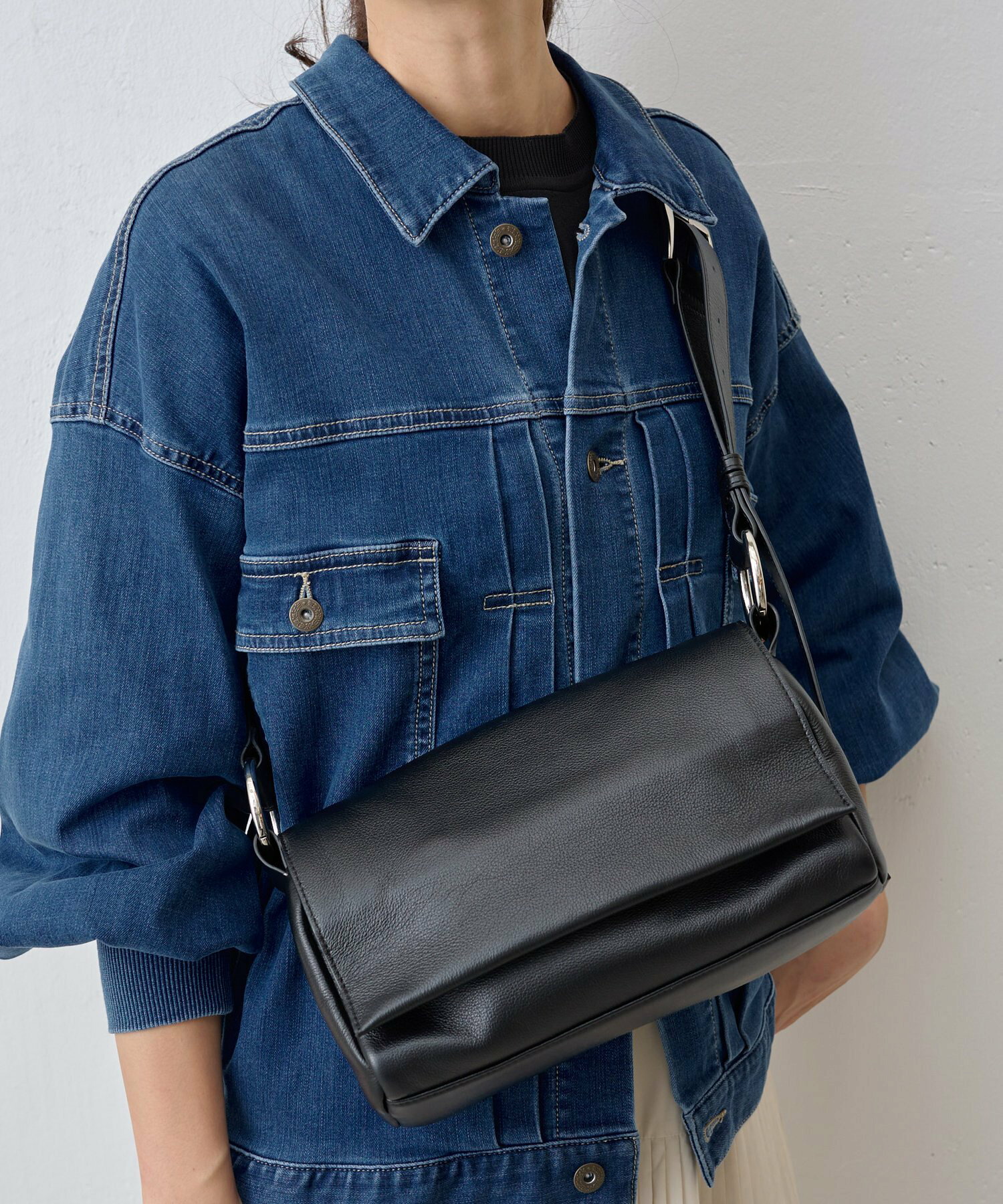 ブラックのショルダーバッグ」おすすめ6選＆楽天ファッション