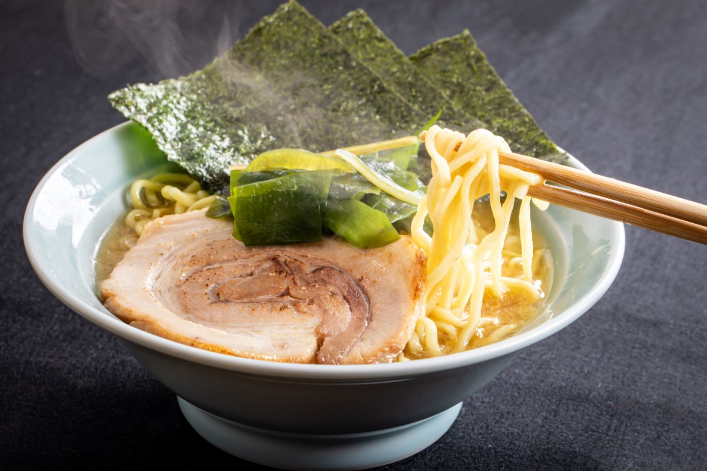 人気名店ラーメン22食 一蘭・天下一品・純連・桂花・山岡家 食べ比べ 詰め合わせ 最高にうまいと思う「ラーメンチェーン」ランキングTOP24！ 第1位は