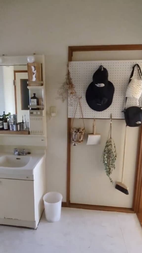 早速おしゃれな洗面所が！