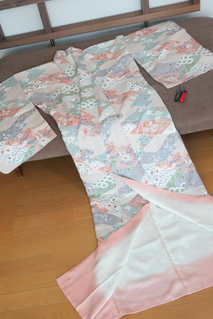 落ち着いた上品な大人用着物を……