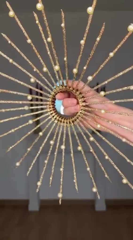 金色に色づけした様子