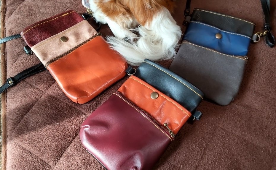 革製ポシェット