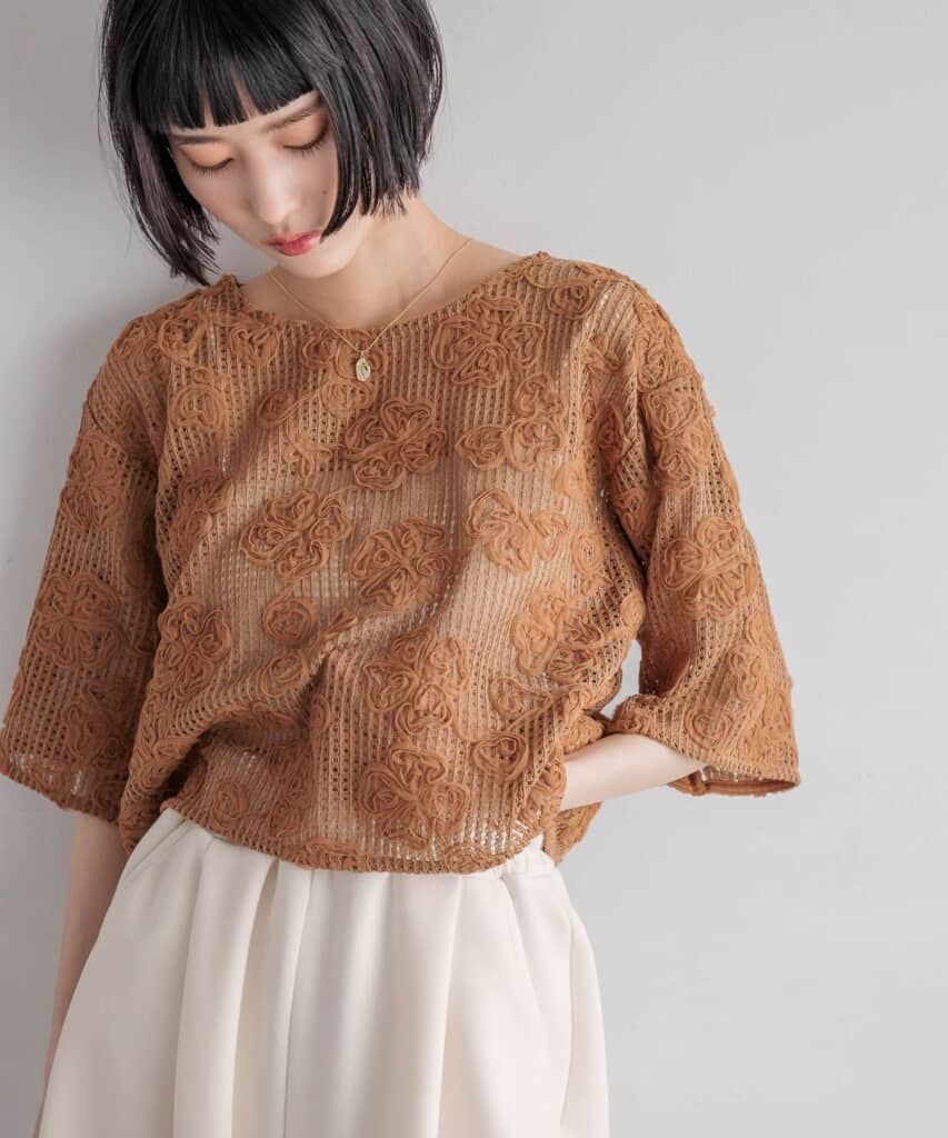 今年人気のブランド品や 一枚でスタイリングが決まるTシャツ」 【LOWRYS FARM】“主役T トップス