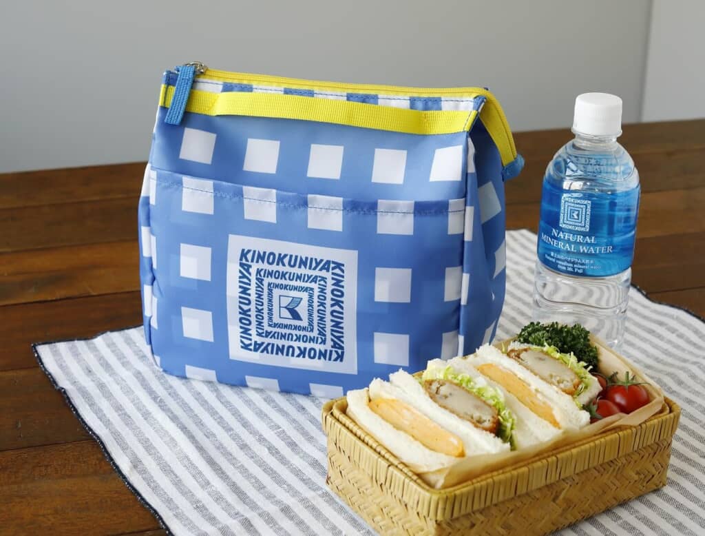 紀ノ国屋のたっぷり保冷ポーチ