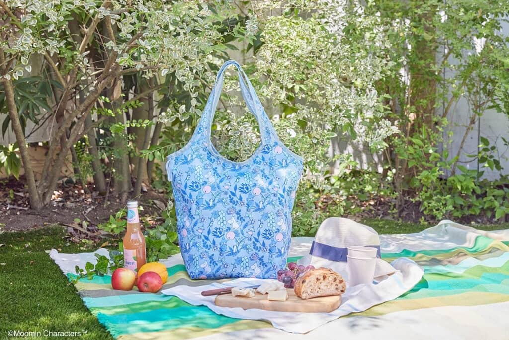 MOOMIN 軽くてたくさん入る！ 保冷ショッピングバッグ BOOK