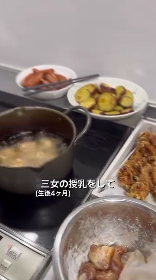 唐揚げ揚げていく
