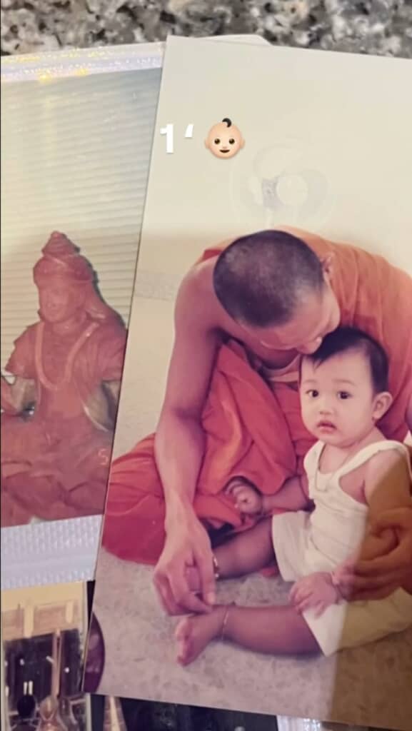 あどけない1歳のころの写真