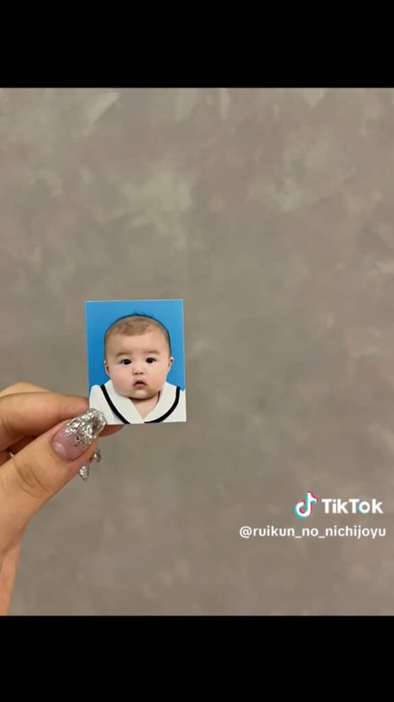 ほっぺぷくぷくの証明写真が完成！