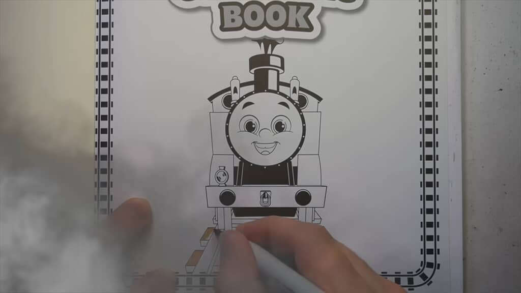 ホラーアティストによるきかんしゃトーマスの塗り絵