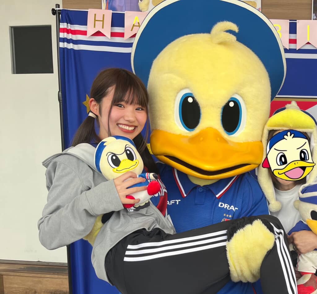 大人になった現在は……お姫様だっこされてる！