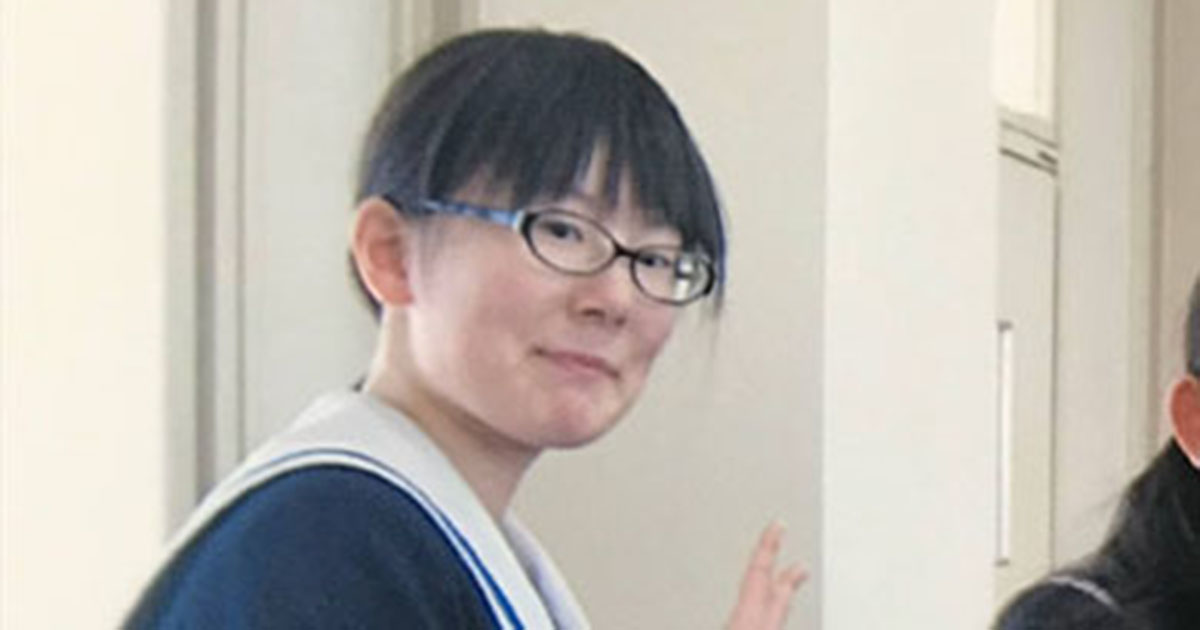 見た目にコンプレックスがあった女子高生→ファッションに目覚めて……「べ、別人」な姿に「まじで変貌しとるやん」「垢抜け大成功」（1/2） | ライフスタイル ねとらぼ