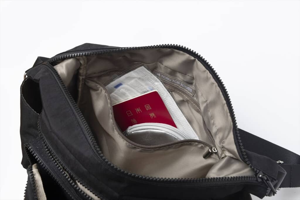 東武トップツアーズが考えた　旅に出たくなる機能派ショルダーバッグBOOK