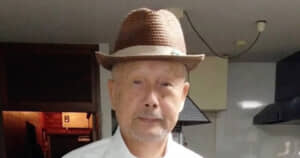 ハットをかぶったおじいちゃん