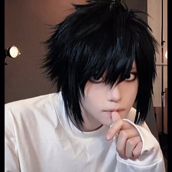 Lのコスプレをするタルキさん