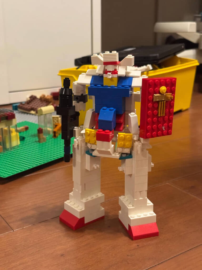 素朴ながらも配色などの特徴をしっかり押さえたガンダム