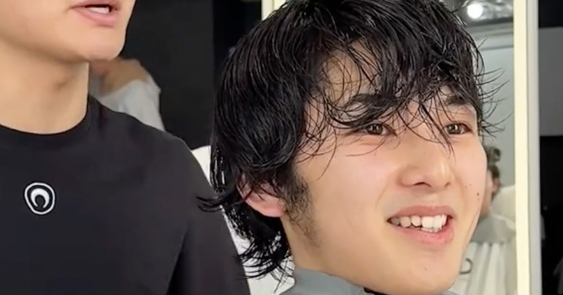 「きくらげ」「モジャモジャ」といじられる男子高校生が……「これはえぐい」「山崎賢人感ある」卒業式前の大変身が120万再生（1/3） | 美容 ねとらぼ