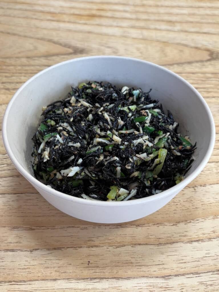 ついに完成した“給食完全再現”ひじきサラダ（画像提供：booo_kakeibo／@booo_kakeiboさん）