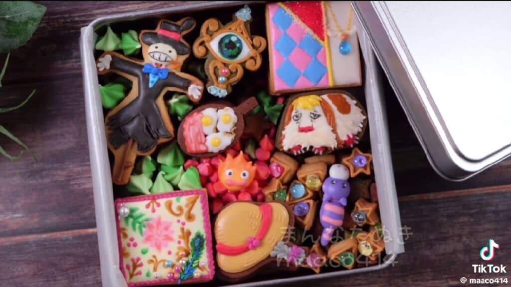 完成したハウルのクッキー缶
