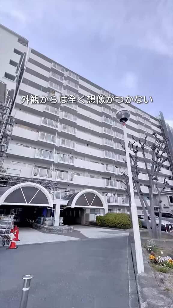 外観からは想像つかないオシャレすぎるリノベ物件