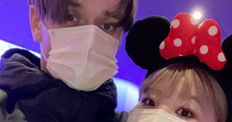 コロナ禍の2020年に出会ったドイツ人男性と日本人女性が5年後……　現在の姿に「素敵すぎます」「勇気づけられました」　と反響（1/3） | ライフスタイル ねとらぼ