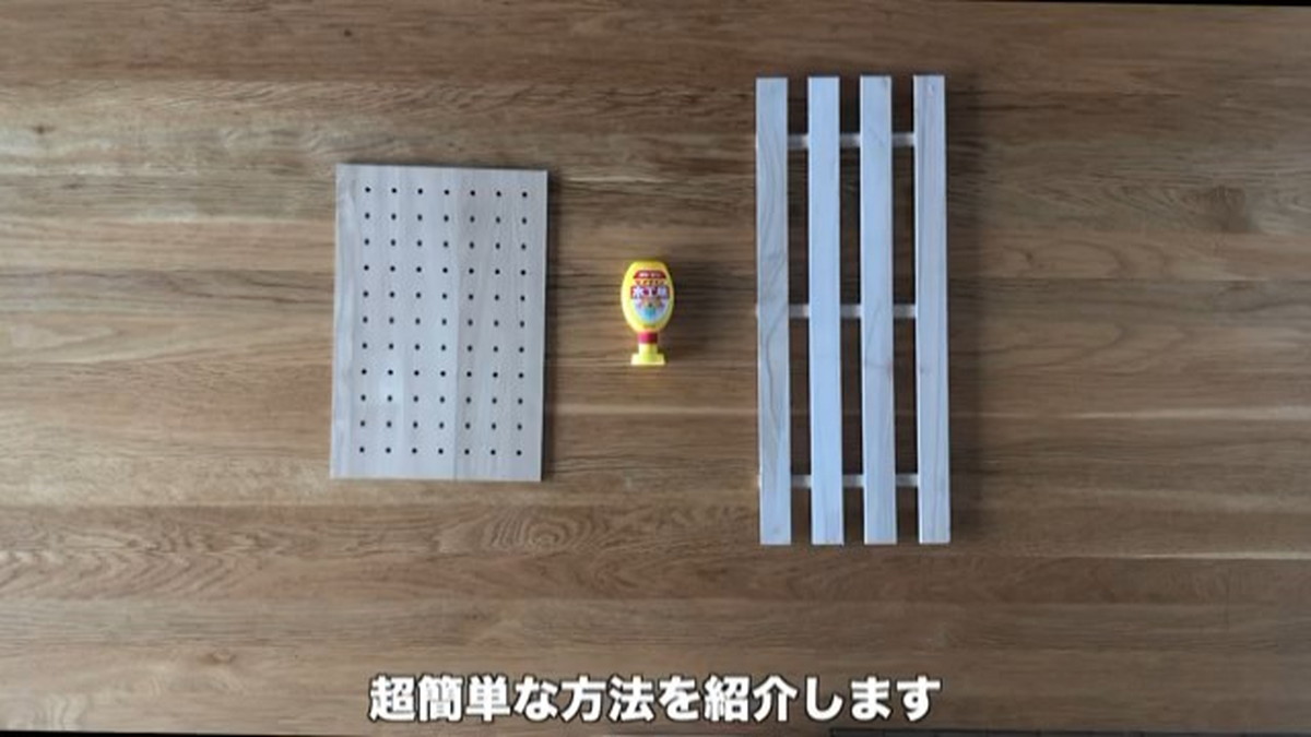 これはオシャレすぎる！　100均「デザインボード」×「すのこ」目からウロコなDIYに反響「超簡単」（1/3） | ライフスタイル ねとらぼ
