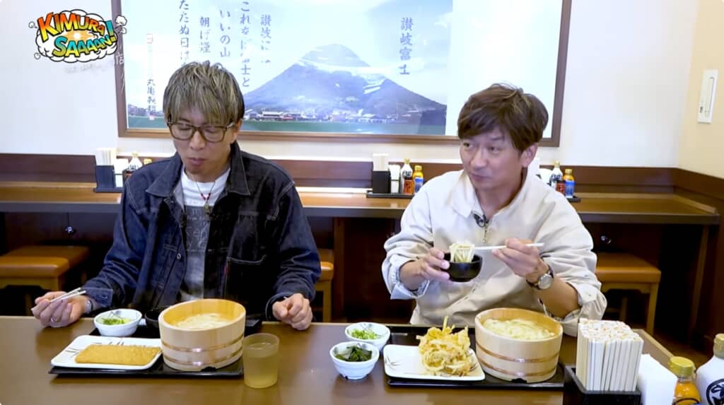 釜揚げうどんと着席