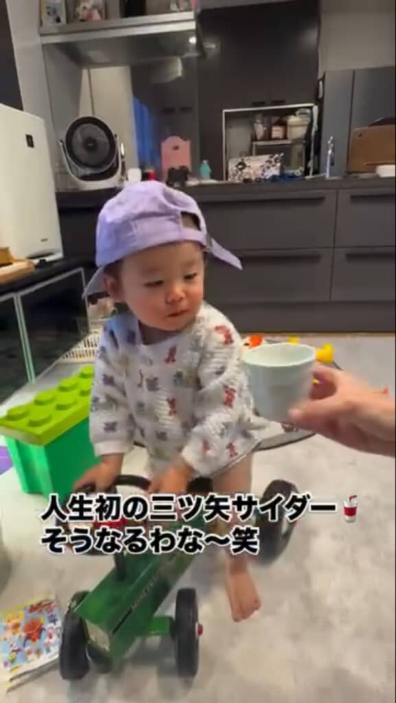 もう一度サイダーをあげると