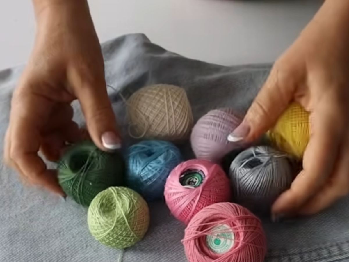 シンプルなジーンズ、ポケットにカラフルな刺しゅうを入れていくと……　“目からウロコのアイデア”に反響　「これ大好き」「かわいくてすてきなアイデア」【海外】（1/2） | ライフハック ねとらぼ