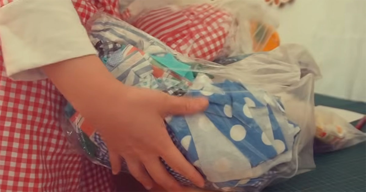しまってあった大量のハギレ→ひたすら縫い合わせると……　3児ママの“超大作”に「圧巻」「すごいすごすぎる！」（1/3） | ライフスタイル ねとらぼ