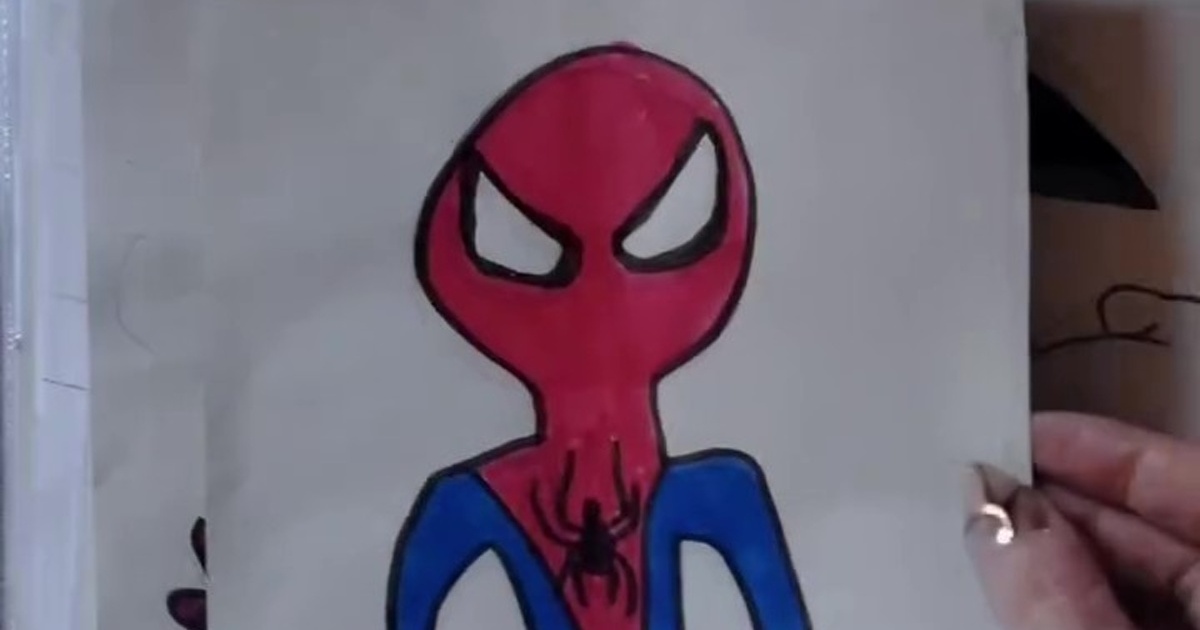 2004年から絵を描き続けた女性、20年後……　「ブラボー！」「まるで写真」　とんでもない進化に反響【海外】（1/3） | 絵画 ねとらぼ