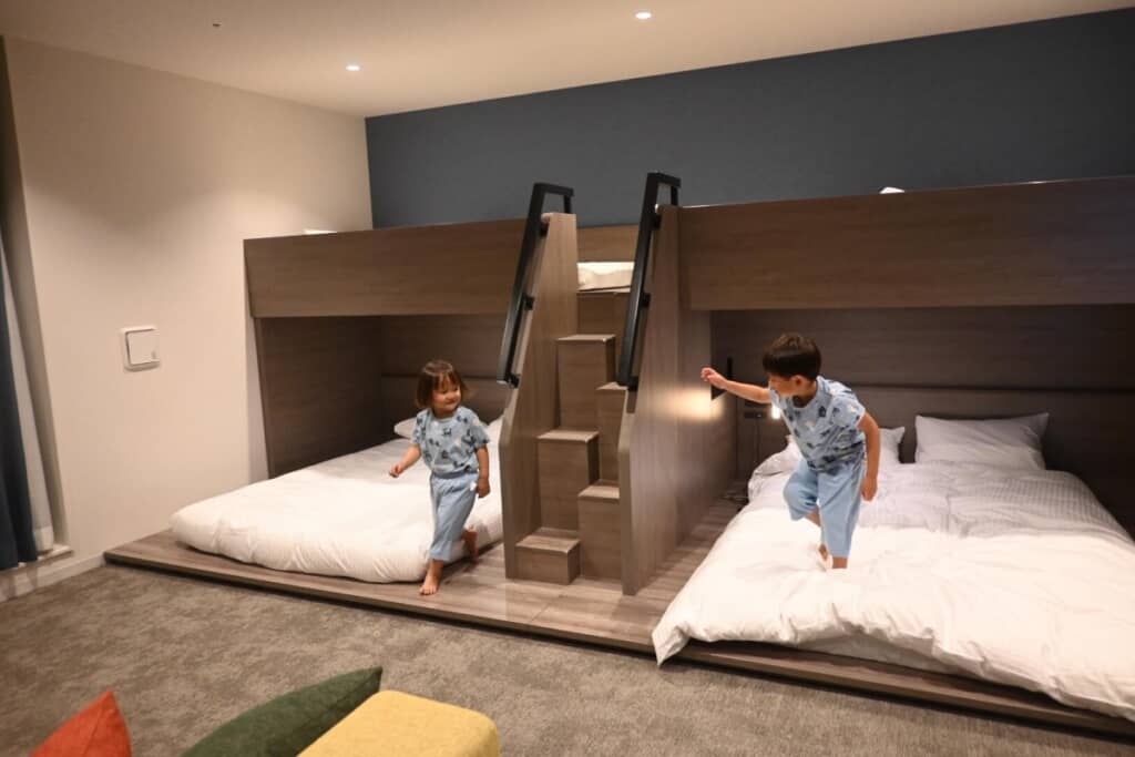 ロフトベッドがふたつ並んでる！