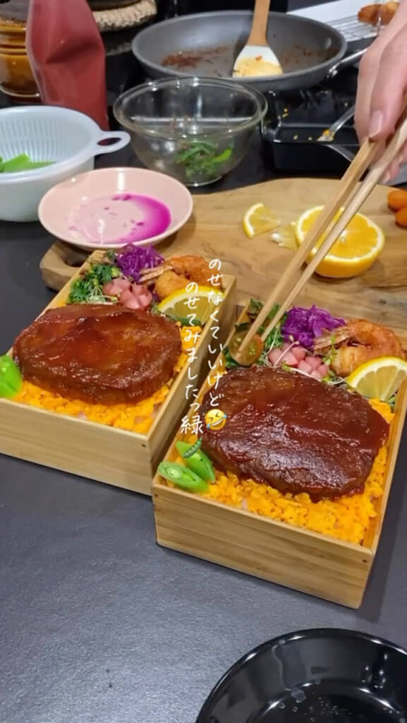 お弁当が完成間近