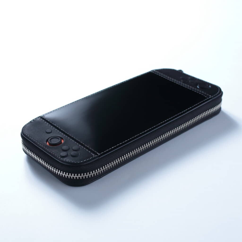 画面部分とジョイコン部分で質感が違う