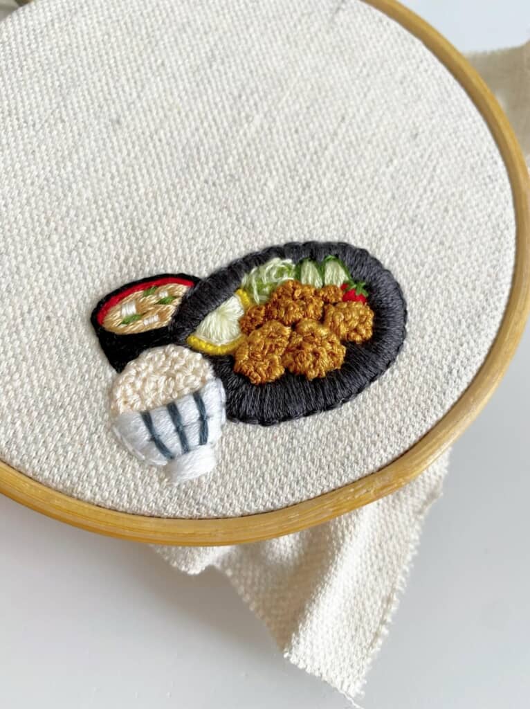 唐揚げ定食の刺しゅう作品