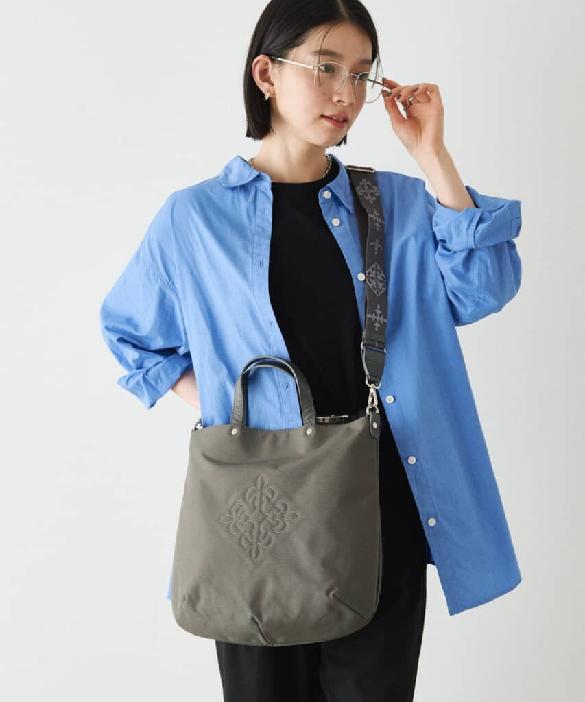 超美品ラシット 今期[B5サイズ対応］ポケット多数三層構造お仕事2wayバッグ 超美品ラシット 今期[B5サイズ対応］ポケット多数三層構造お仕事
