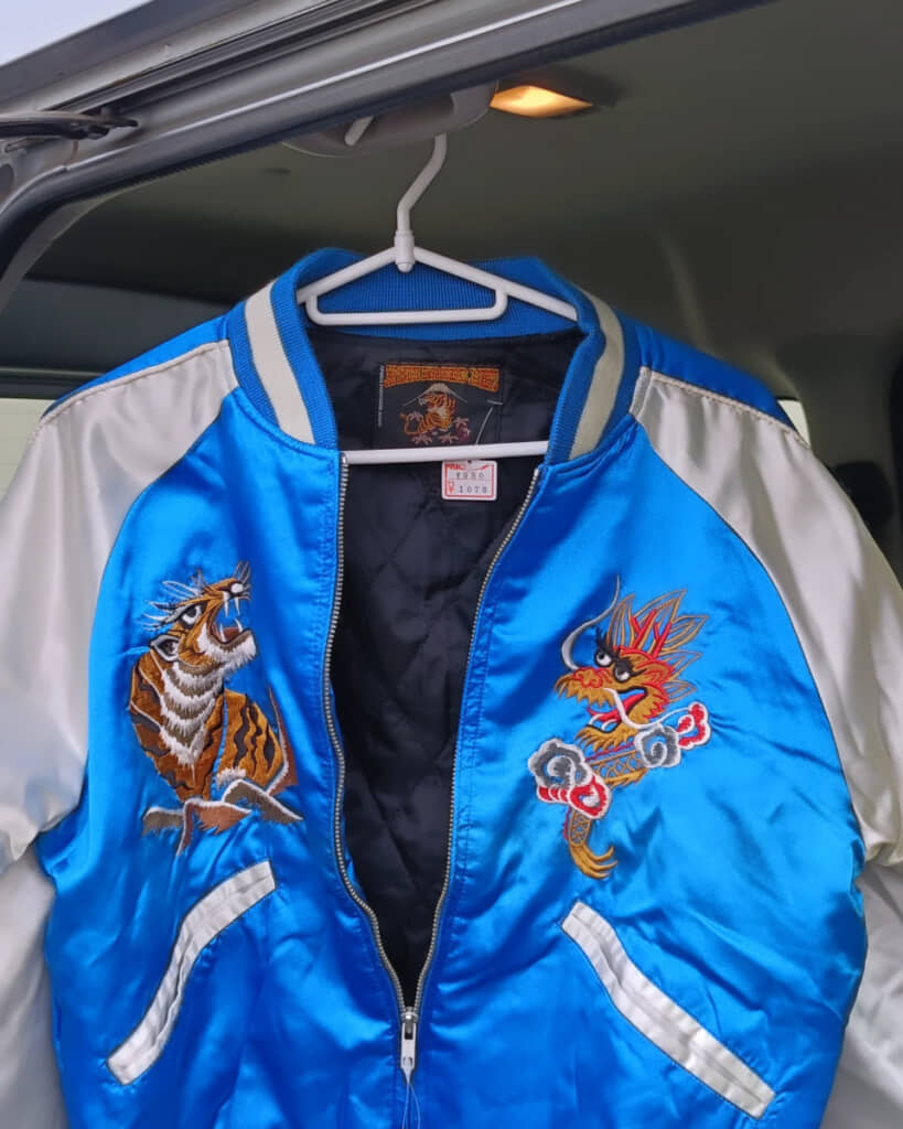 リサイクルショップで見つけたスカジャン